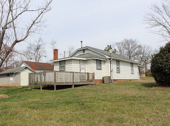 3rd image of 174 Shumate Ln
