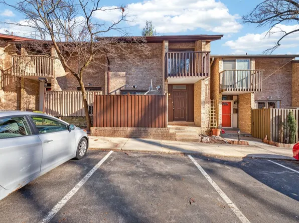 9250 Three Oaks Dr, Silver Spring, MD 20901