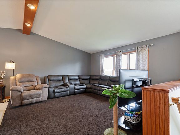 3rd image of 1280 Brockman Ave