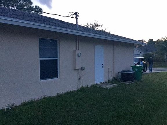4th image of 719 SW Avens Street