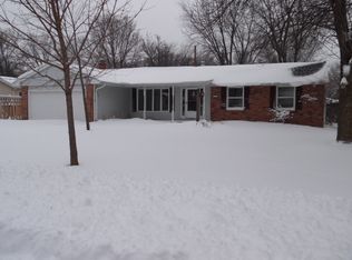 709 Heyden Ln, Green Bay, WI 54301