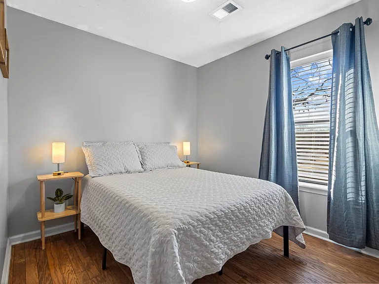 122 Pecan Valley Dr — Photo 21