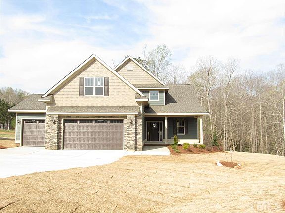 2nd image of 37 Oak Hollow Ct