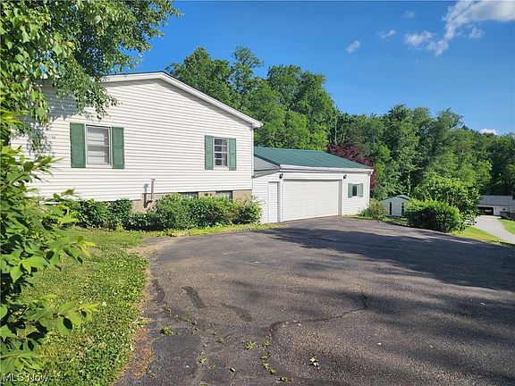 2nd image of 308 W Leatherwood Pike
