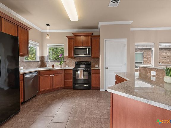 2nd image of 408 Copper Ridge Loop