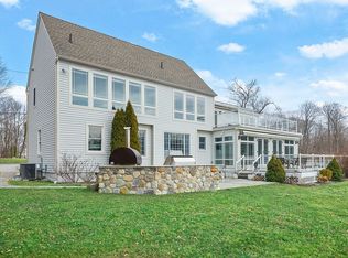 51 Ball Pond Rd E, New Fairfield, CT 06812