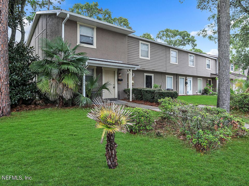 1st image of 11407 Bedford Oaks Dr
