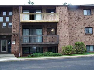 1204 Dutilh Rd APT 8, Cranberry Township, PA 16066