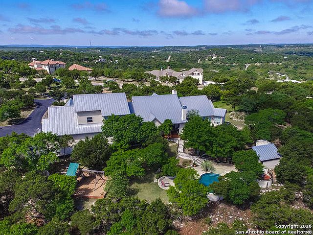 1st image of 113 Scenic Bluffs Dr