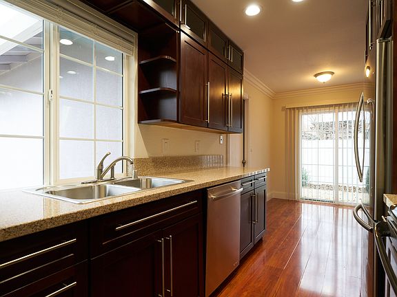 3rd image of 3380 Hartselle Way