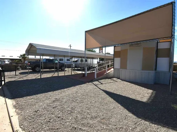 10310 E Robin Ln, Wellton, AZ 85356