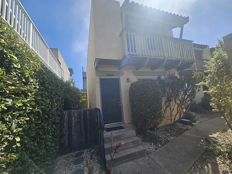 3344 Tide Ave — Photo 2
