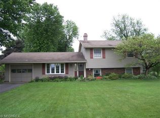 2227 Hubbard Rd, Madison, OH 44057
