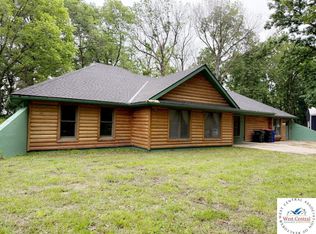 18019 S Wilmoth Rd, Pleasant Hill, MO 64080