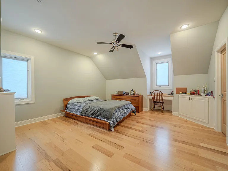 3 Lakeside Dr — Photo 24