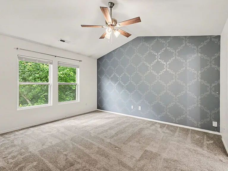 8942 Chalkstone Rd — Photo 11