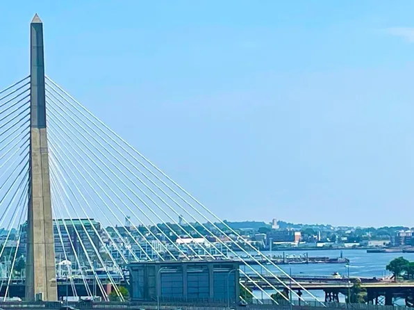 6 Whittier Pl APT 10J, Boston, MA 02114