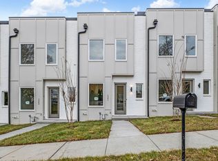 1261 John St, Nashville, TN 37210
