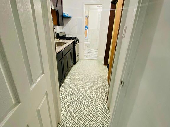 4th image of 94-25 87th St #2A