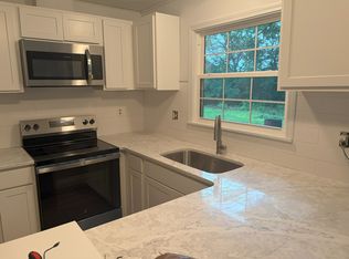 2 Heath Ct, Macomb, IL 61455