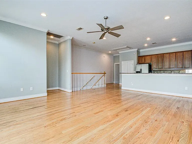 1507 Paige St — Photo 23