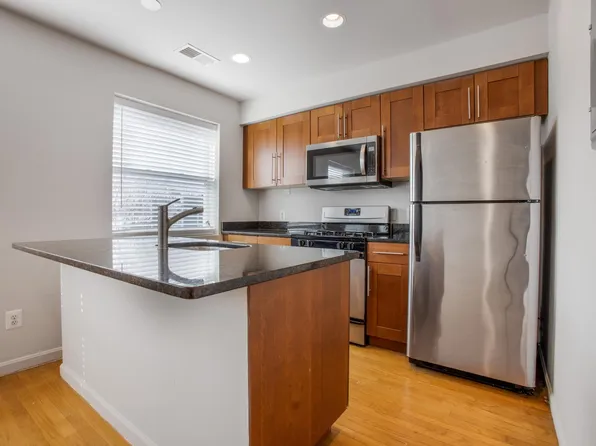 1310 K St SE APT 201, Washington, DC 20003
