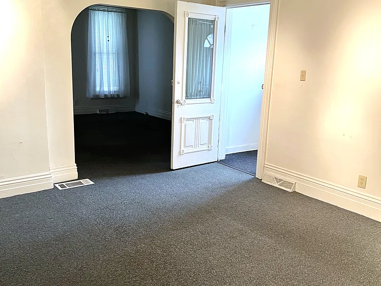 2916 Peach St #1 — Photo 9