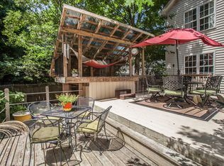 120 Hedgerow Ln, Yorktown, VA 23693