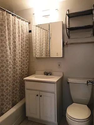 Rented by Marino Real Estate | media 28