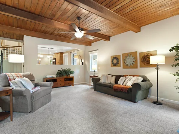 2015 Chapel Hill Rd SW, Decatur, AL 35603