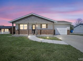 402 Ackerman Pl, Troy, IL 62294