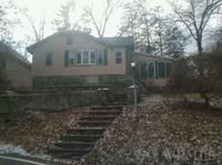 29 Seneca Rd, Putnam Valley, NY 10579