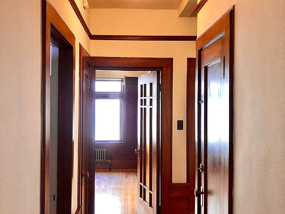 5th image of 1390 Clay St APT 3