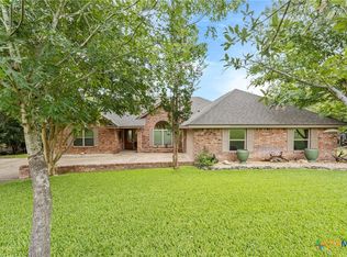 1402 Old Mill Rd, Salado, TX 76571