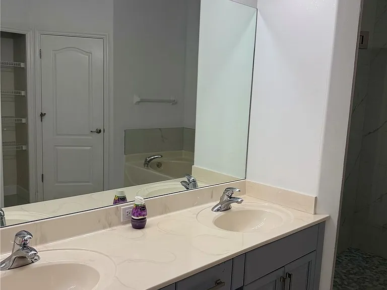 9561 Blue Stone Cir — Photo 15