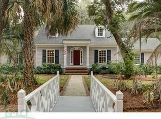 102 Loyer Ln, Savannah, GA 31411