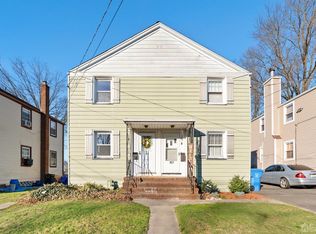 425 Crows Mill Rd, Fords, NJ 08863