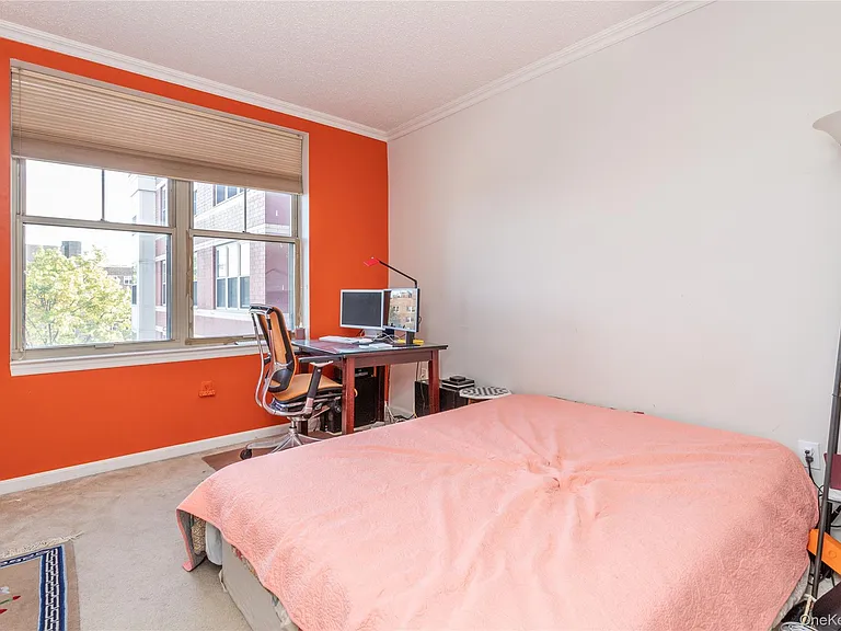 300 Mamaroneck Ave #632 — Photo 10