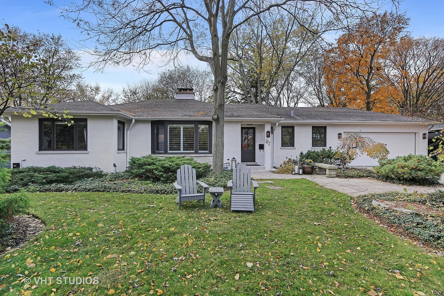 172 Sunset Ave photo 1