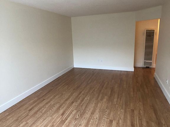 4th image of 119 Day St APT 102