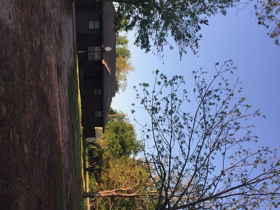 1st image of 1733 E Lake Park Ln