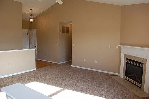 2881 Sherwood Court — Photo 4