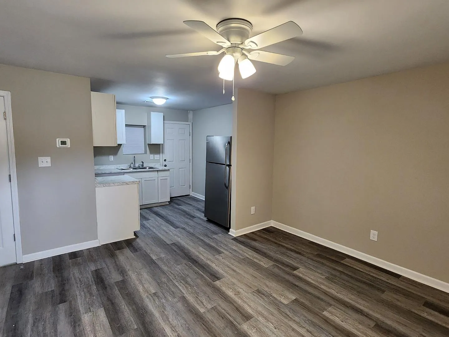 4902 Schmidt St - 4914 Schmidt St — Photo 1