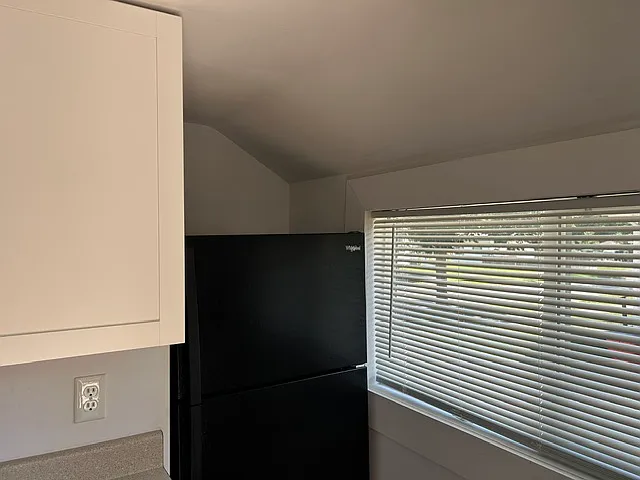 307 W Ells Ave — Photo 13