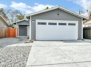 764 E 11th St, Pittsburg, CA 94565