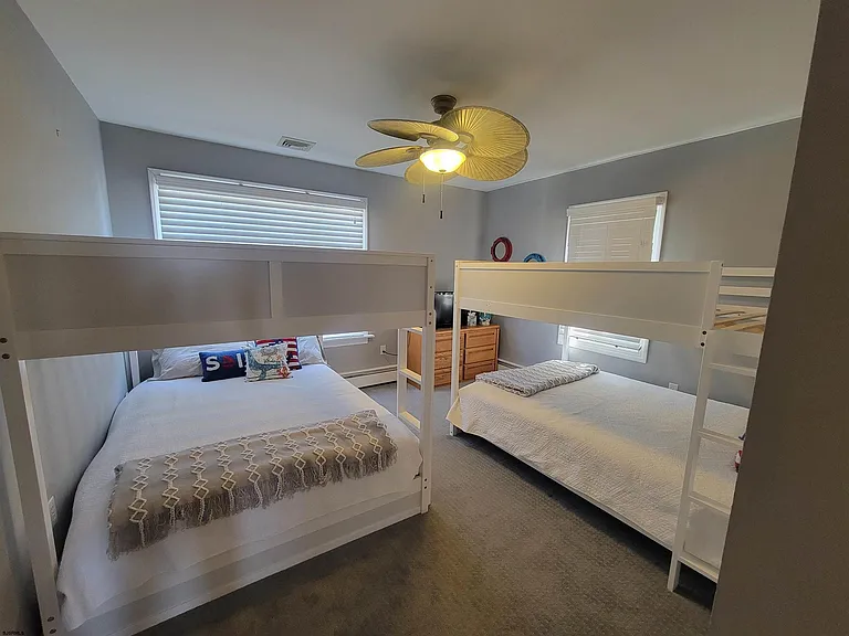 8601 Fulton Ave — Photo 20