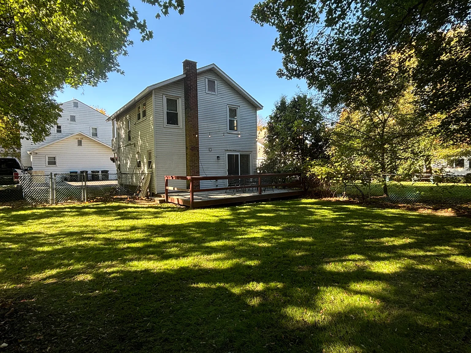 3 bed, 1100 sqft, $2,500 — Photo 1