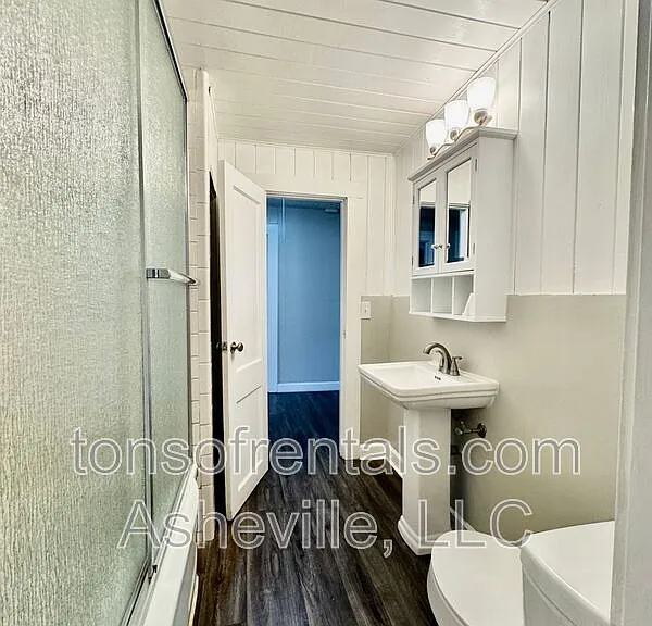 6 Atkins St — Photo 17