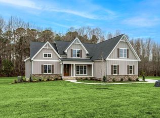 45 Old Garden Ln, Youngsville, NC 27596