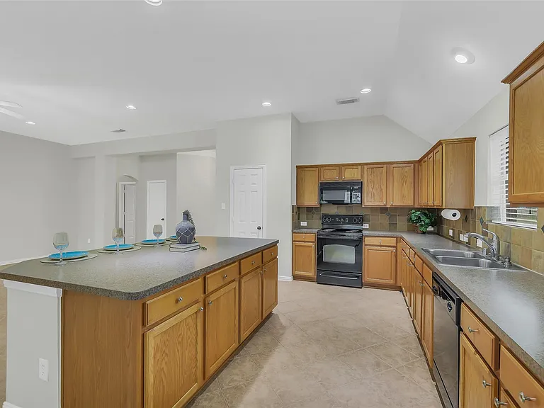 26830 Cobble Meadow Ct — Photo 9